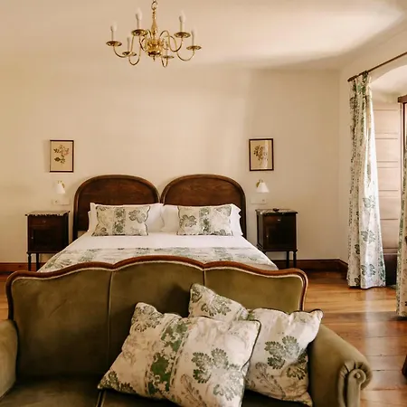 Pax Casona Del Busto פראביה