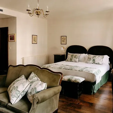 Pax Casona Del Busto