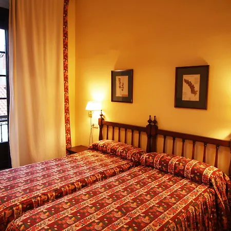 Pax Casona Del Busto برافيا