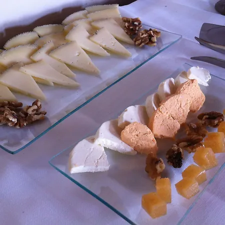 Pax Casona Del Busto فندق 3*
