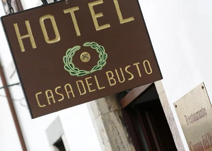Pax Casona Del Busto فندق 3*