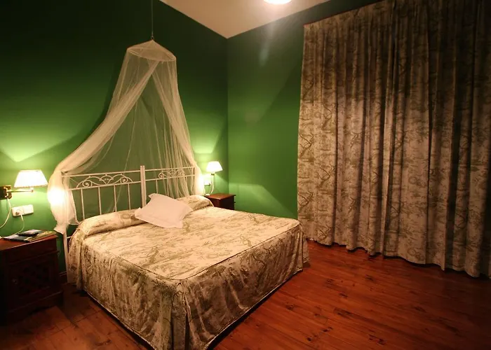 Pax Casona Del Busto 3*