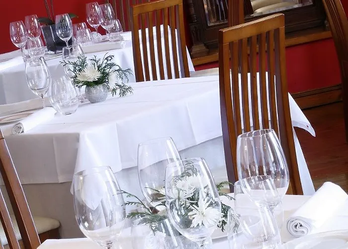 Pax Casona Del Busto 3* برافيا