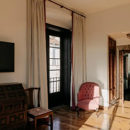 Pax Casona Del Busto 호텔 3*