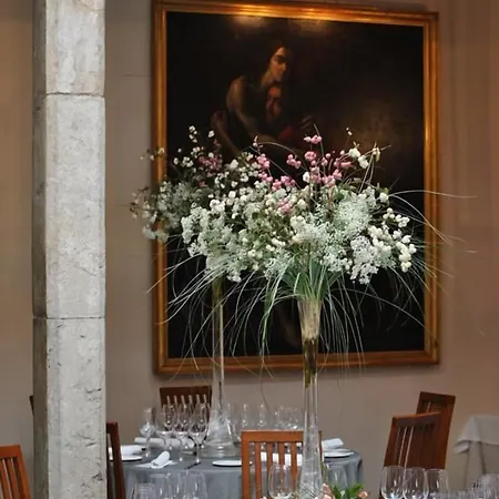 Pax Casona Del Busto 프라비아