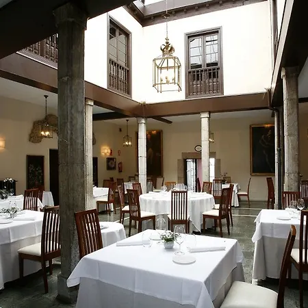 Pax Casona Del Busto 호텔 프라비아