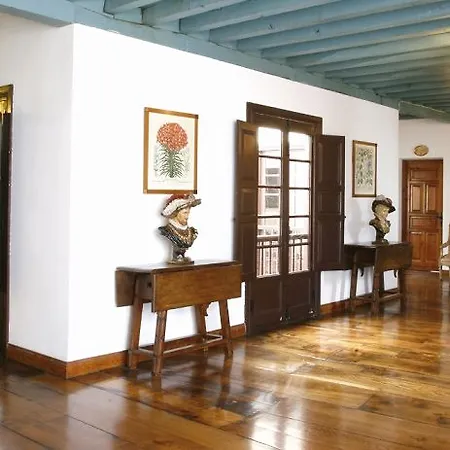 Pax Casona Del Busto