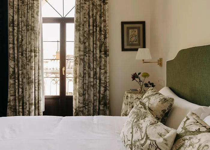 Pax Casona Del Busto 3*