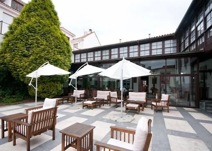 Hotel Pax Casona Del Busto