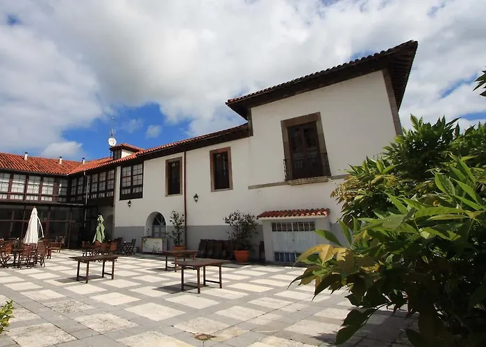 Hotel Pax Casona Del Busto Pravia